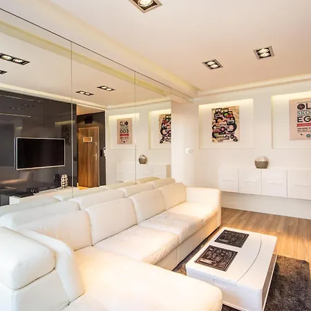 Super-apartamenty Jezyce Targi 公寓