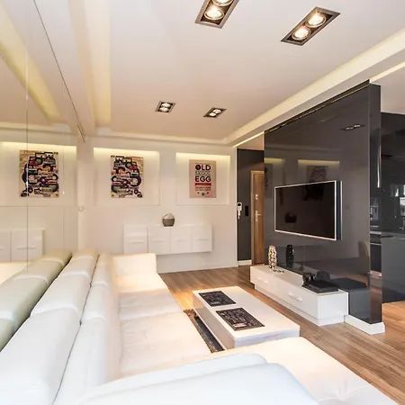 Super-apartamenty Jezyce Targi *