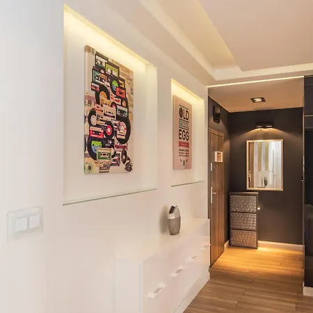 Super-apartamenty Jezyce Targi *